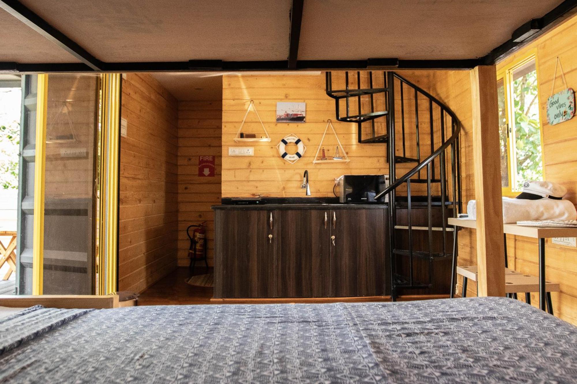 16 Bedouin Hotel โฮซูร์ ภายนอก รูปภาพ